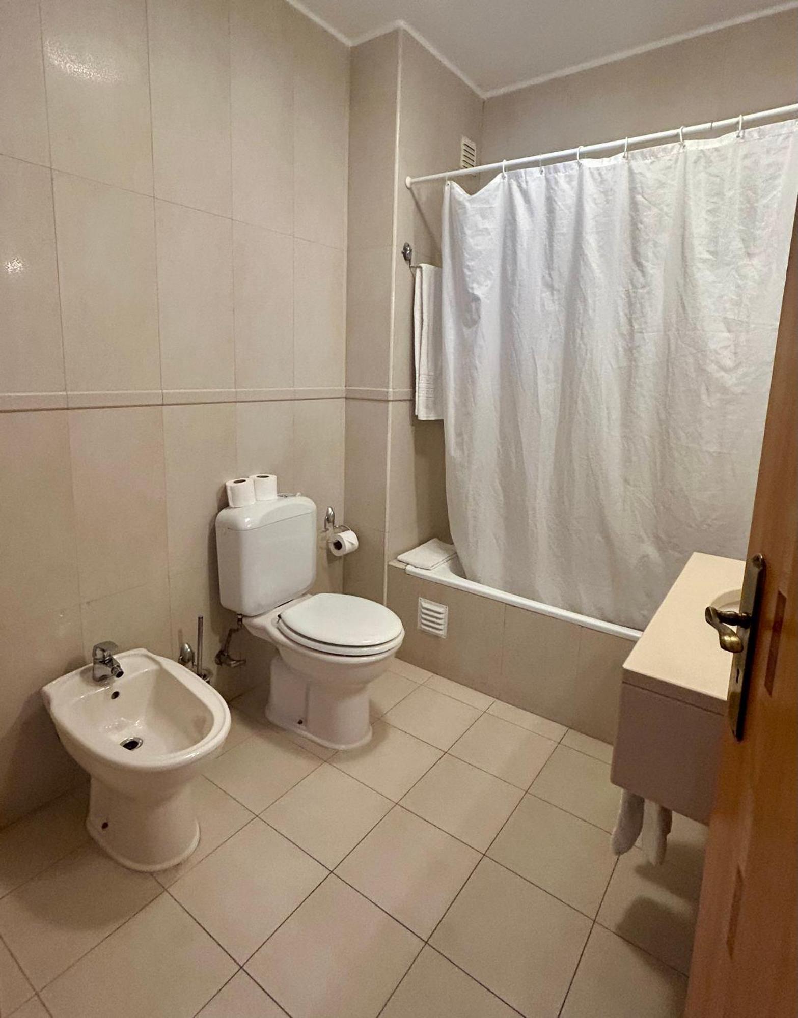 Apartamentos Santa Teresinha Alvor Exteriör bild