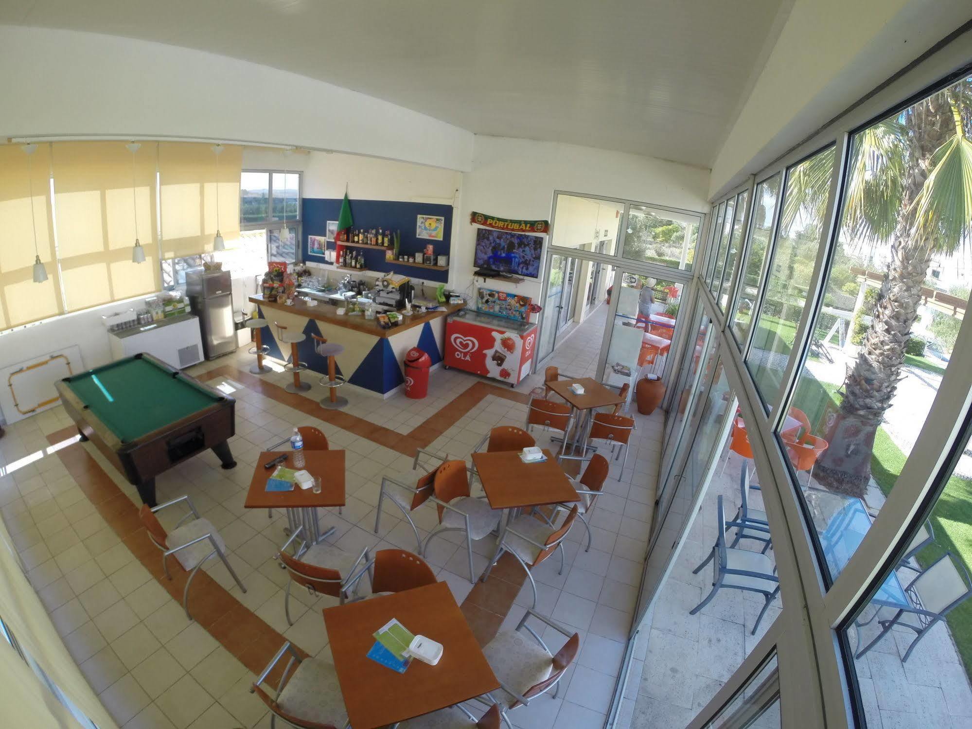 Apartamentos Santa Teresinha Alvor Exteriör bild