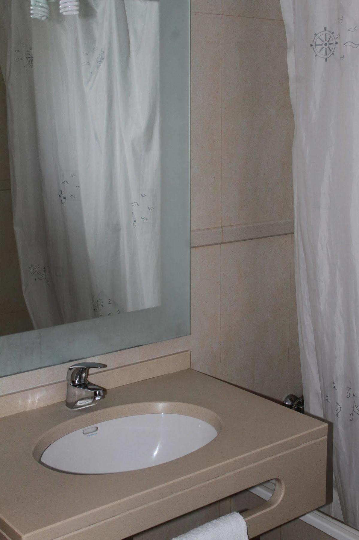 Apartamentos Santa Teresinha Alvor Exteriör bild