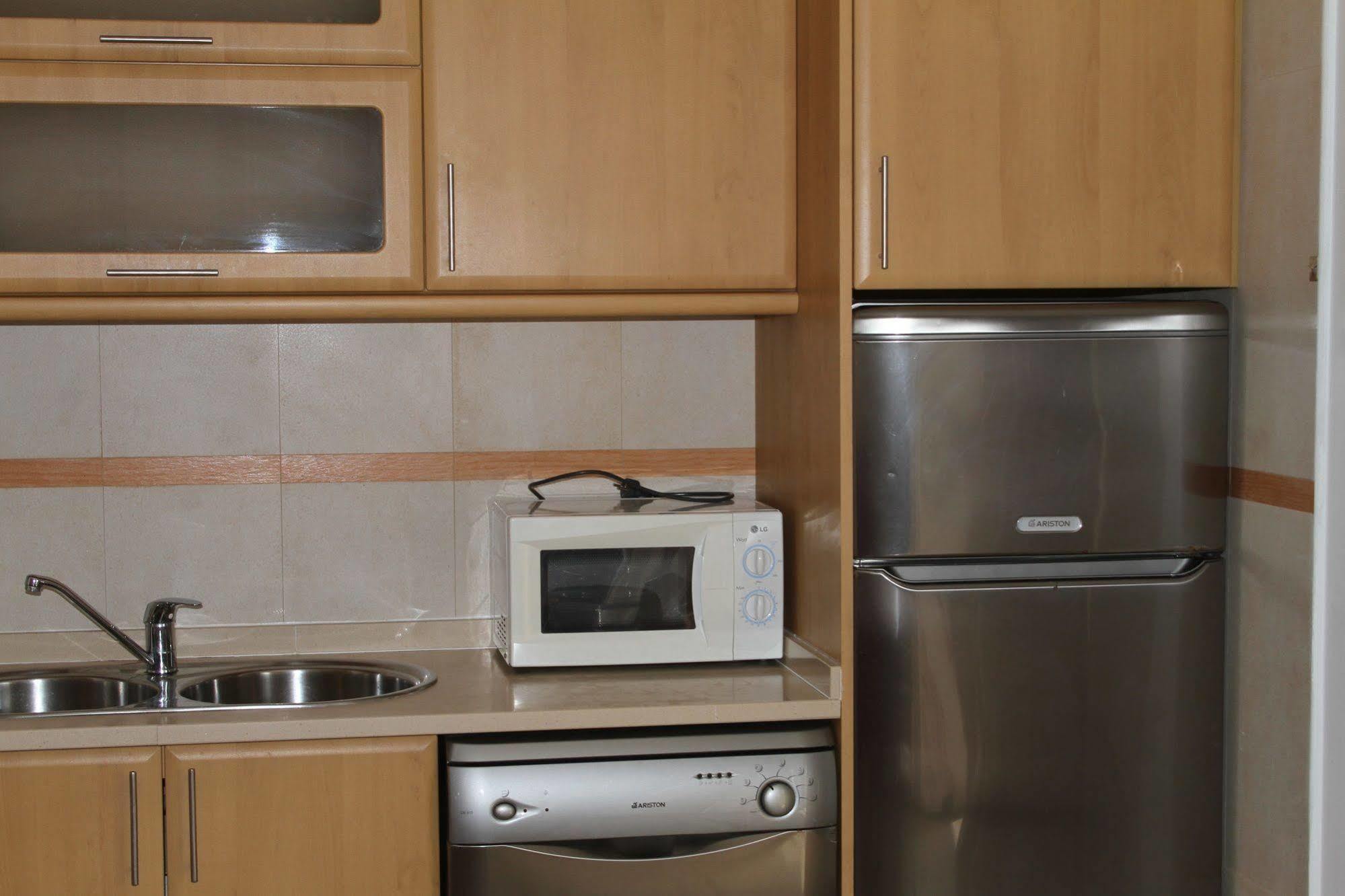 Apartamentos Santa Teresinha Alvor Exteriör bild
